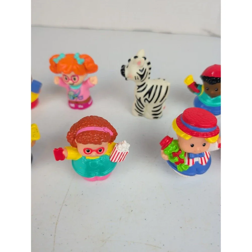 Fisher Price Little People Lot of 10 Figures Mixed Vintage 2000s
